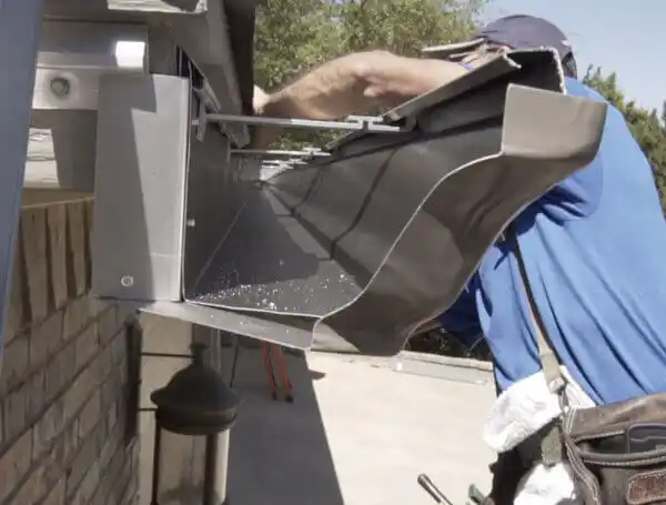 gutter services Lake Summerset